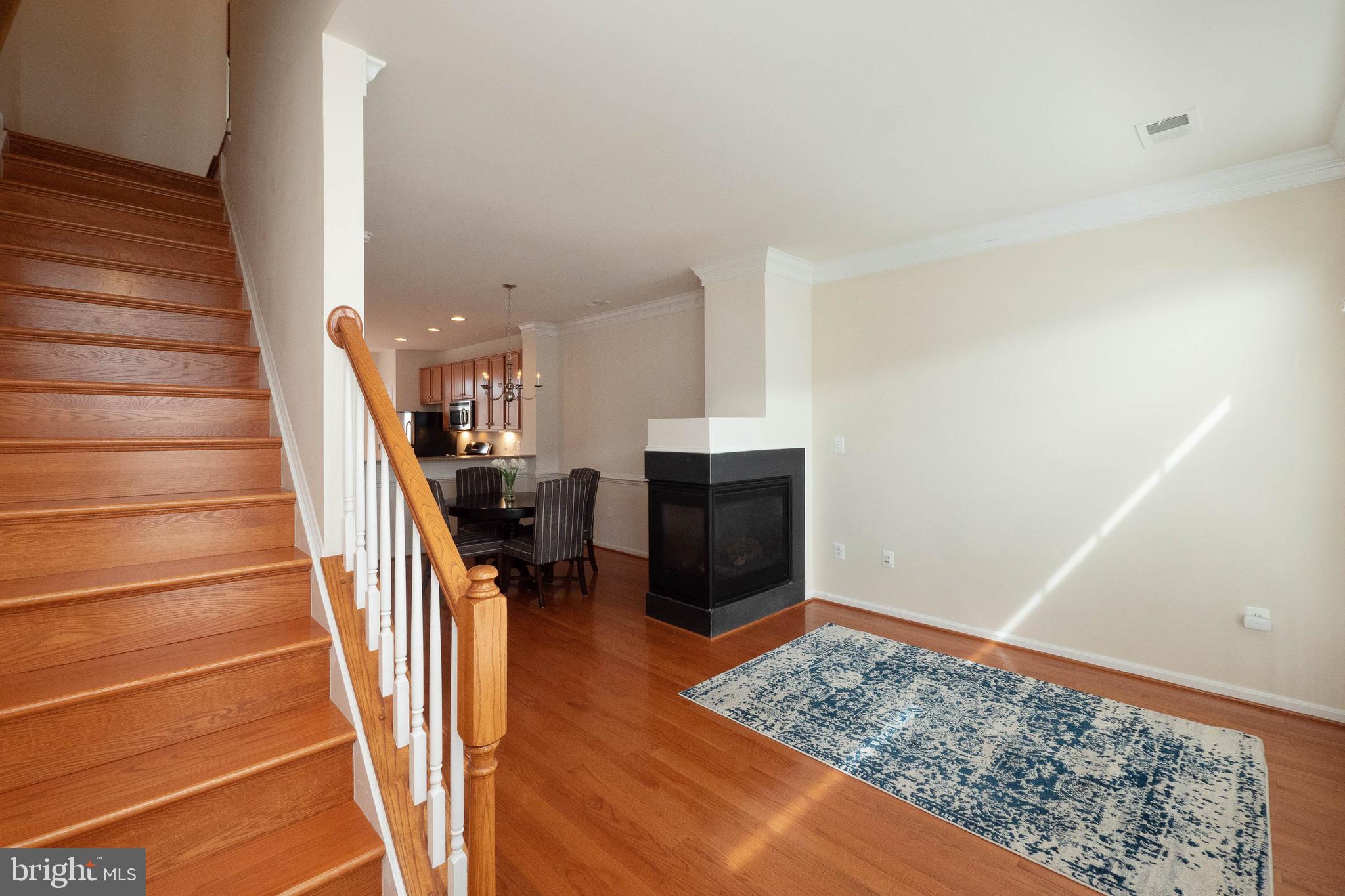 POWELLS RUN VILLAGE COND - Residential