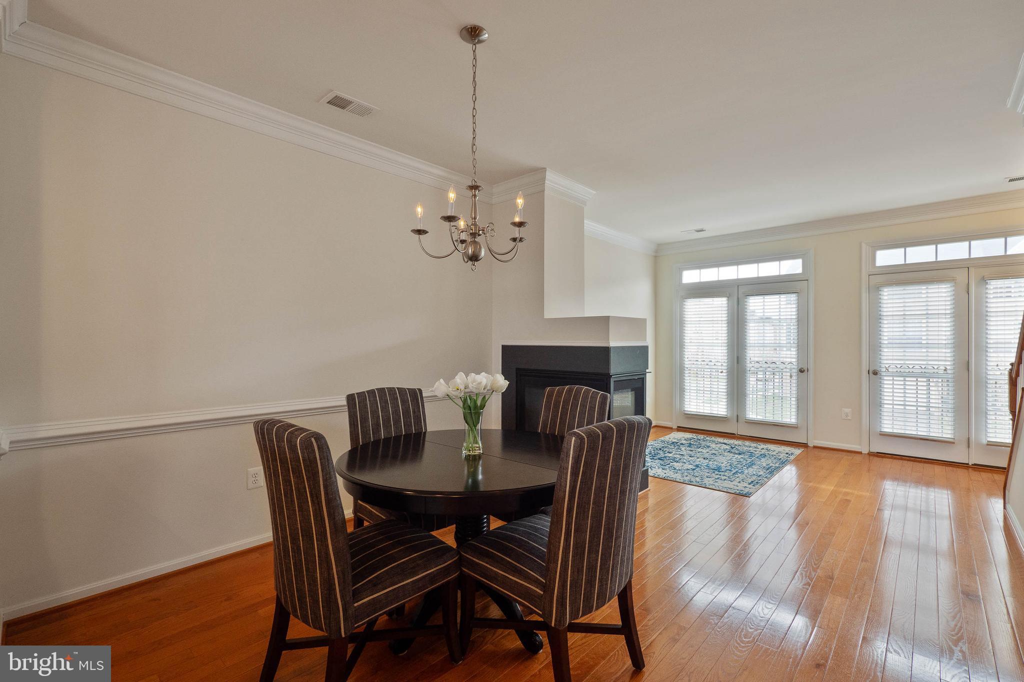 POWELLS RUN VILLAGE COND - Residential