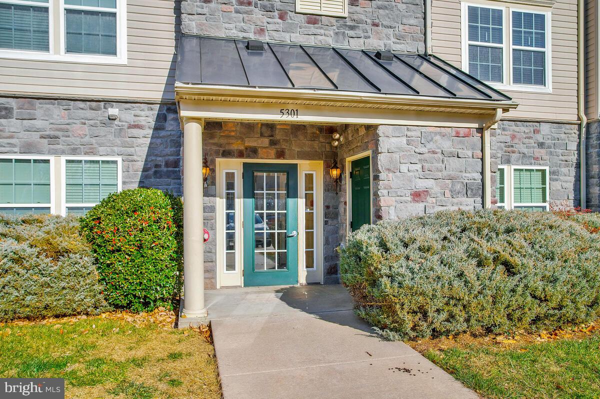 WYNDHOLME WOODS - Residential