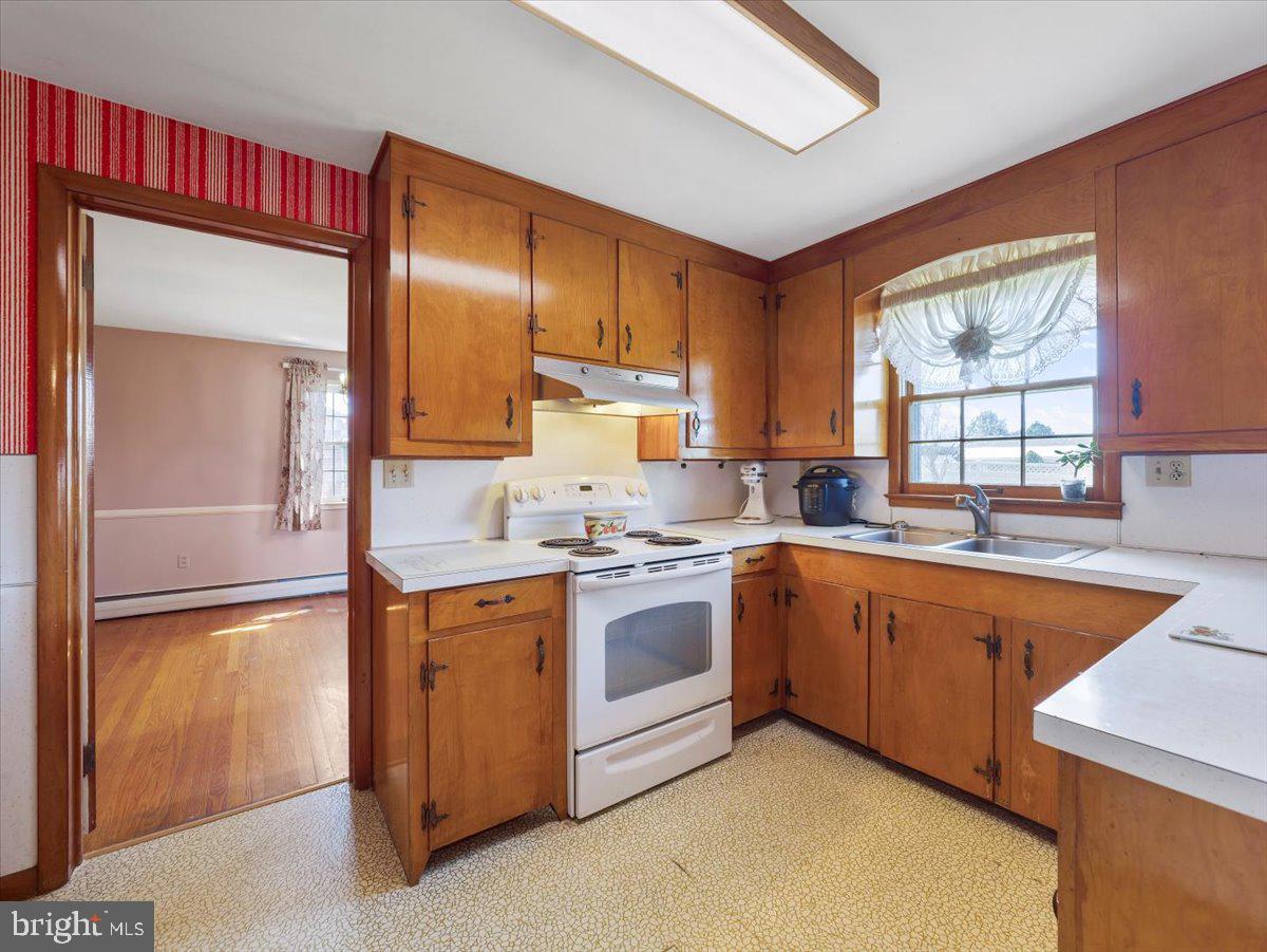 GUILFORD HILLS NORTH - Residential