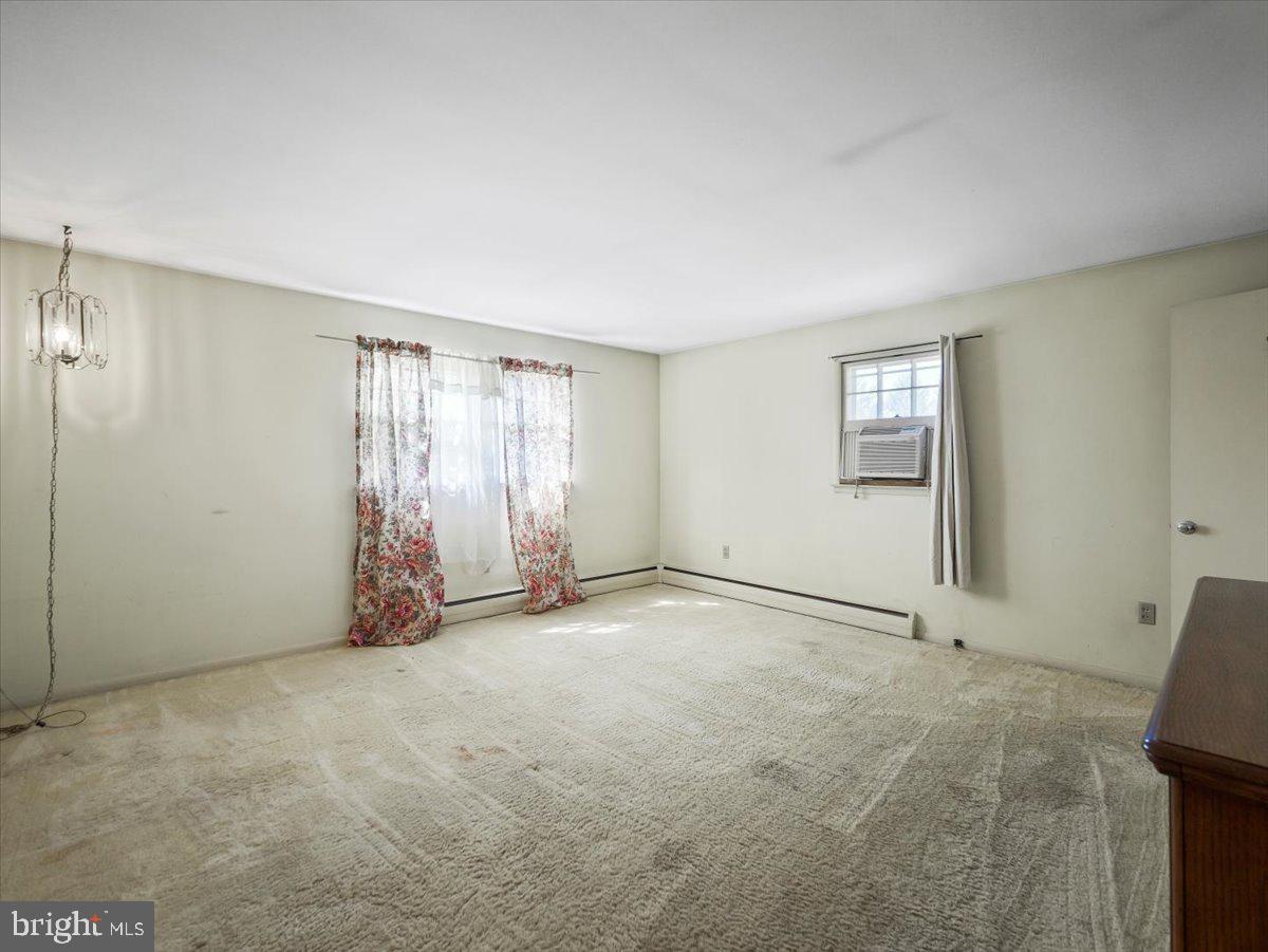 GUILFORD HILLS NORTH - Residential