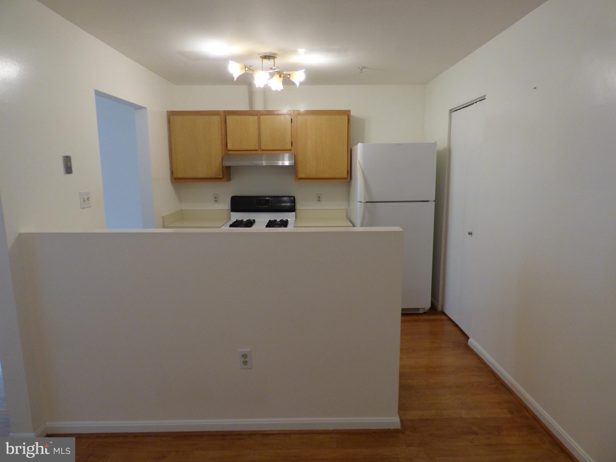 DECOVERLY ADVENTURE - Residential Lease