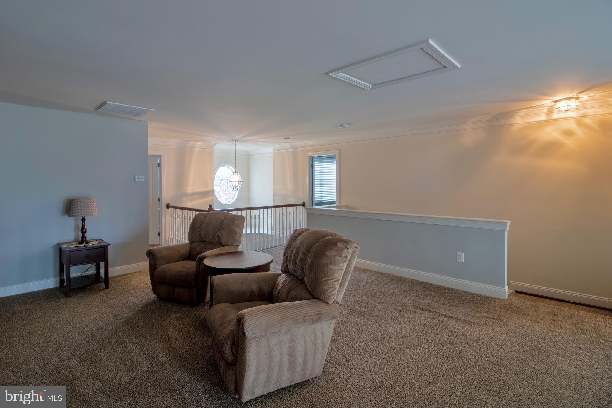 LOUDOUN VALLEY ESTATES 2 - Residential