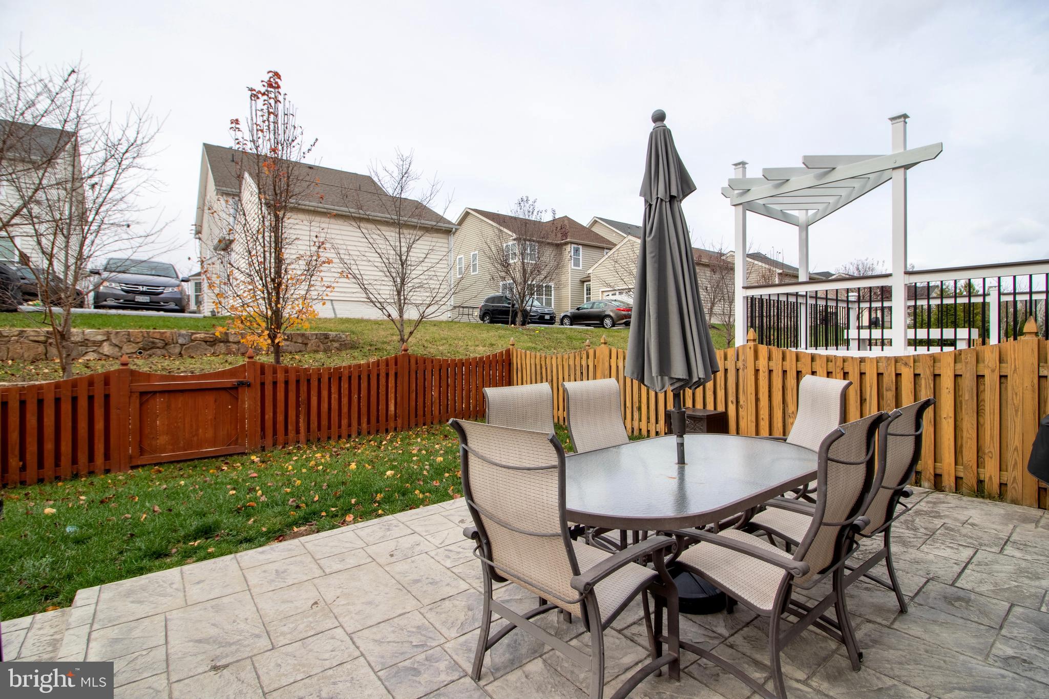 LOUDOUN VALLEY ESTATES 2 - Residential