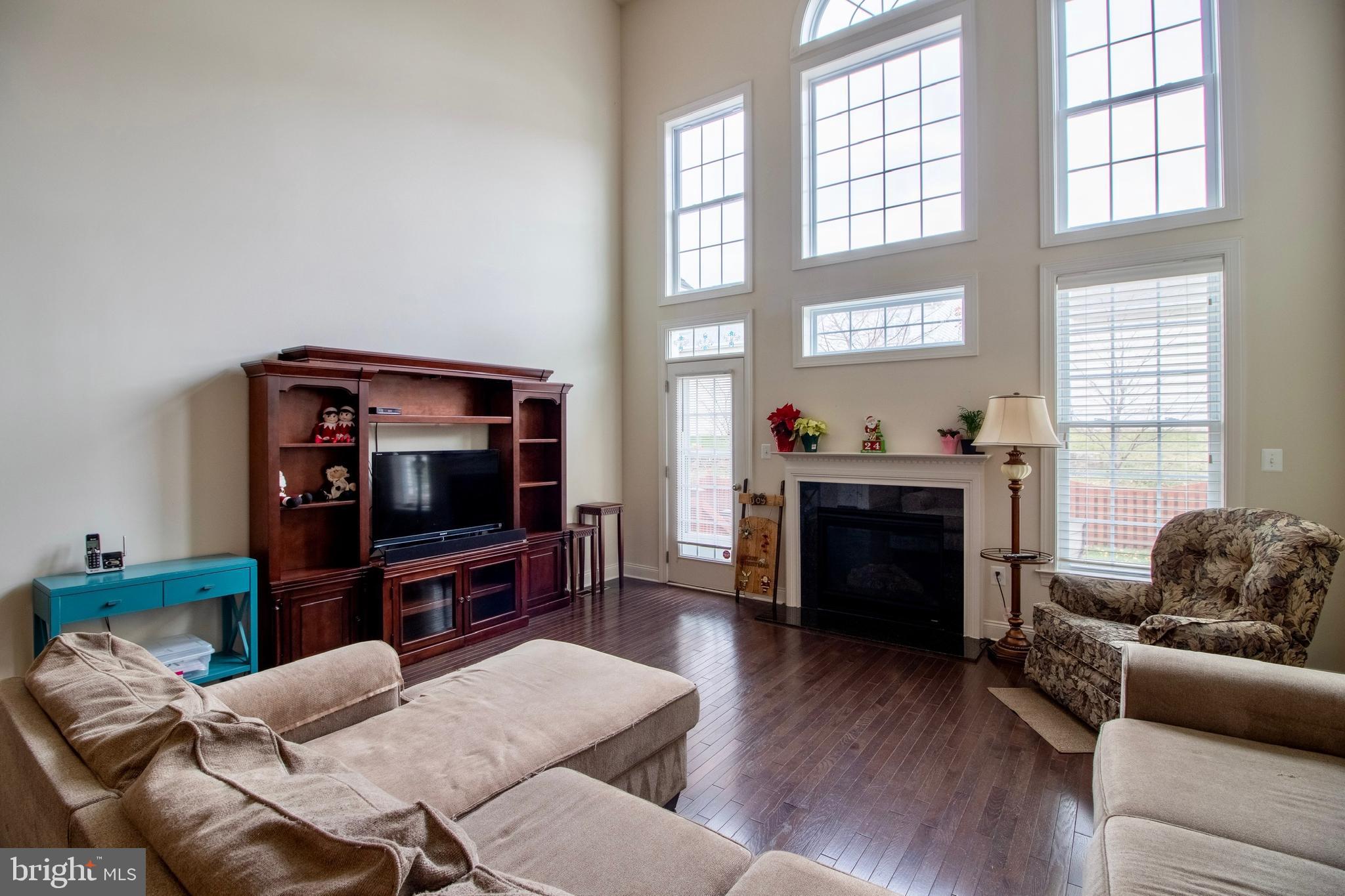 LOUDOUN VALLEY ESTATES 2 - Residential