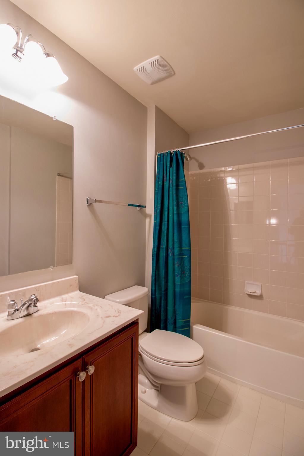 LOUDOUN VALLEY ESTATES 2 - Residential