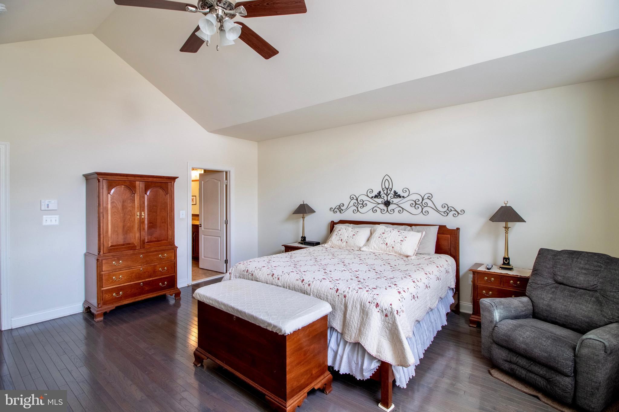 LOUDOUN VALLEY ESTATES 2 - Residential