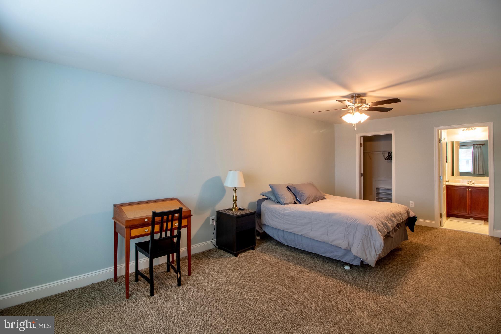 LOUDOUN VALLEY ESTATES 2 - Residential