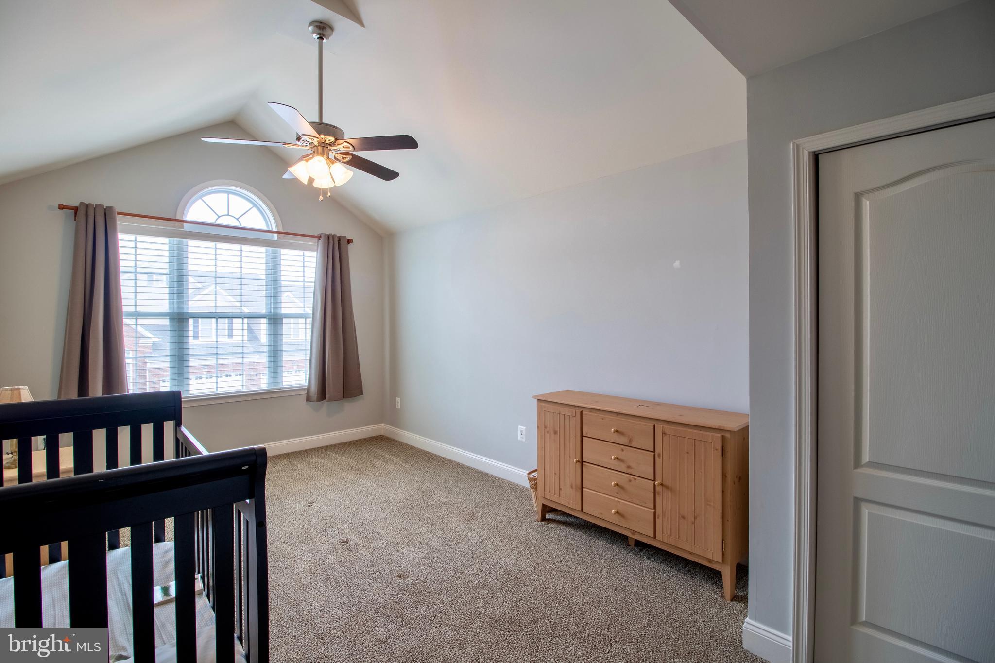 LOUDOUN VALLEY ESTATES 2 - Residential