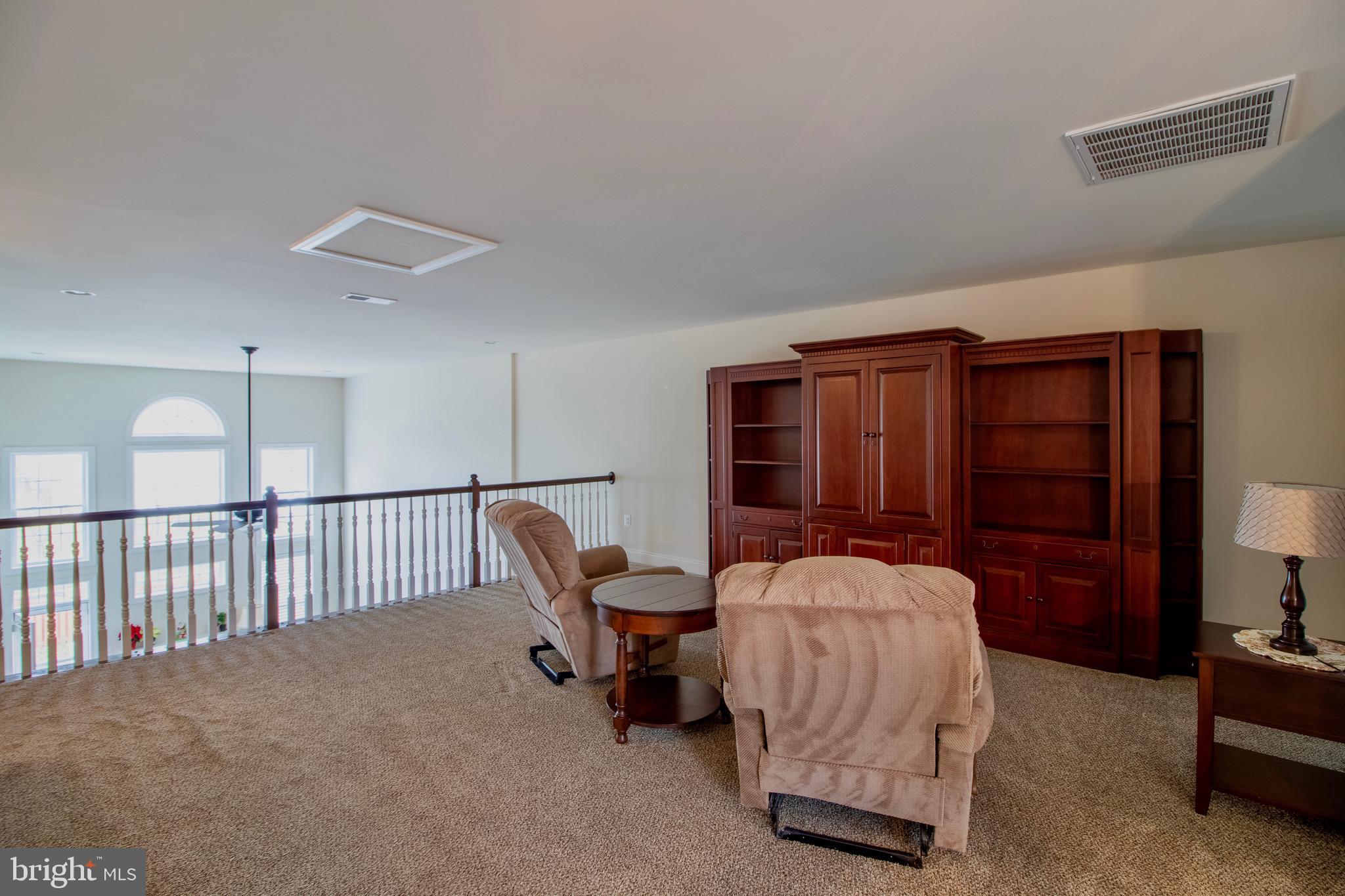 LOUDOUN VALLEY ESTATES 2 - Residential