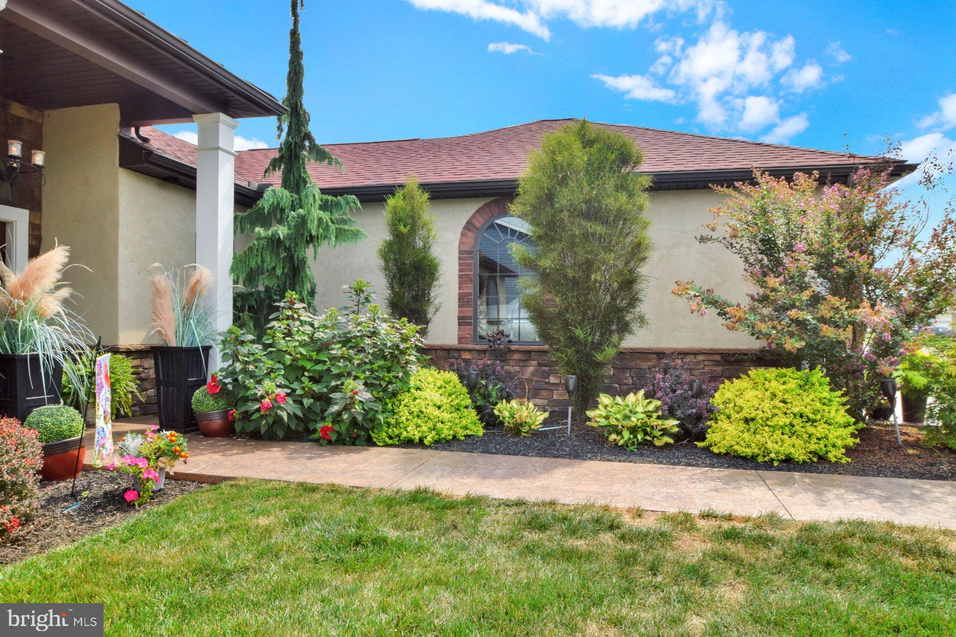 VILLAGE GREEN ESTATES - Residential