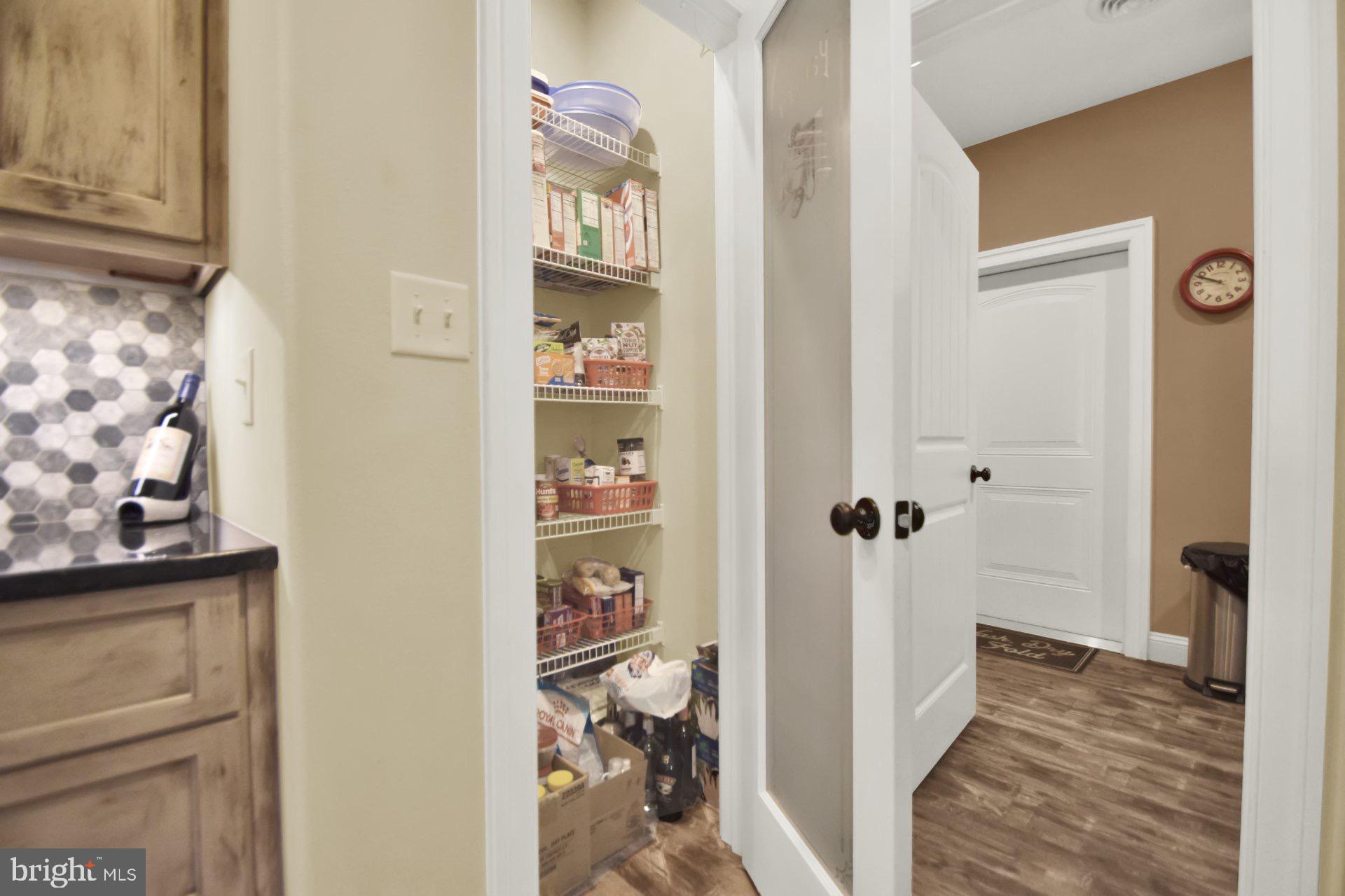 VILLAGE GREEN ESTATES - Residential