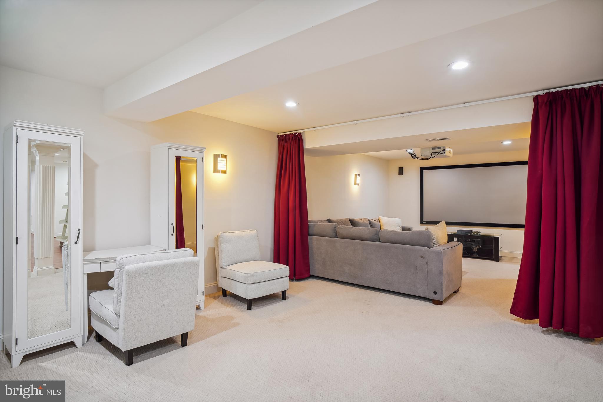 URBANA HIGHLANDS - Residential