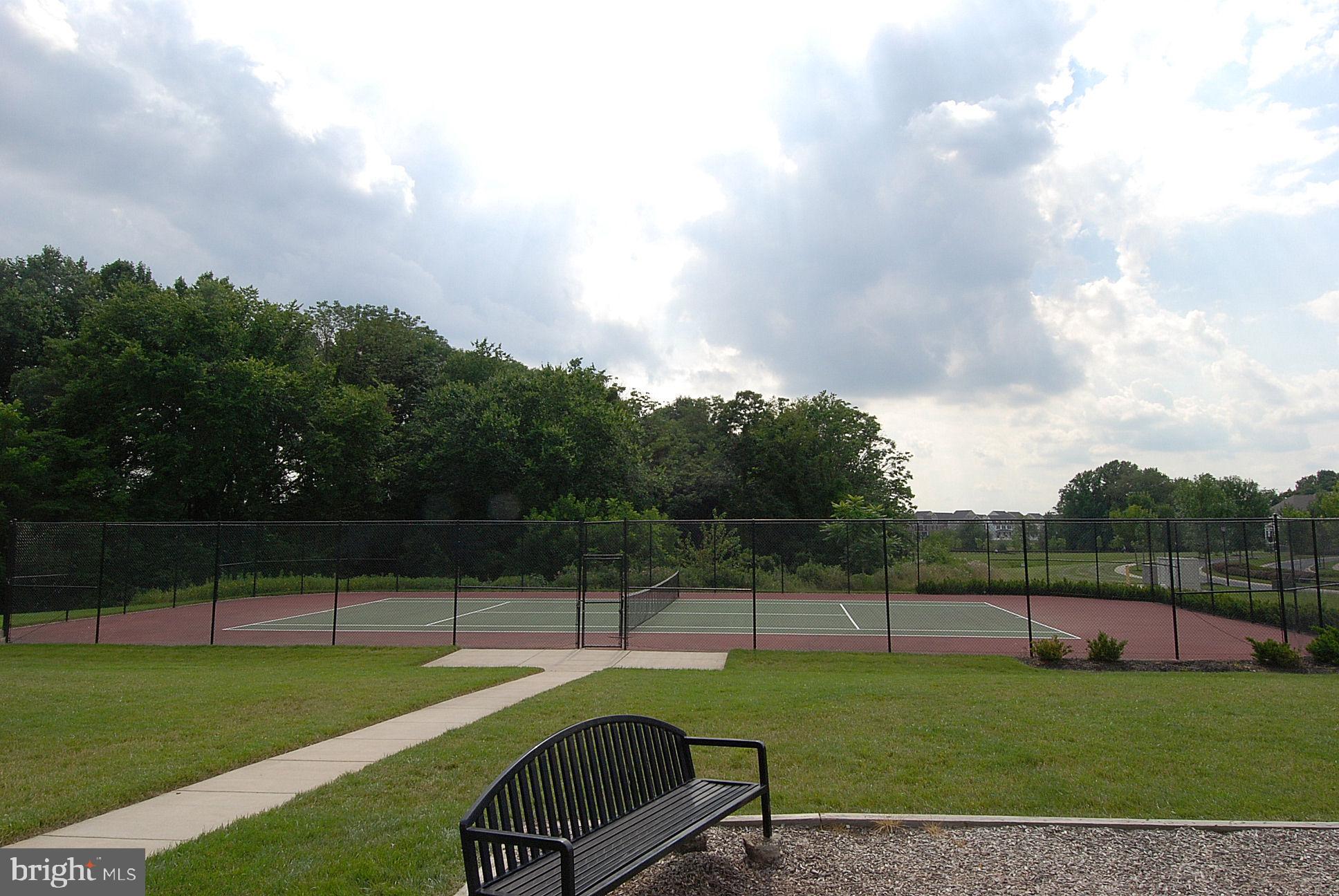 URBANA HIGHLANDS - Residential