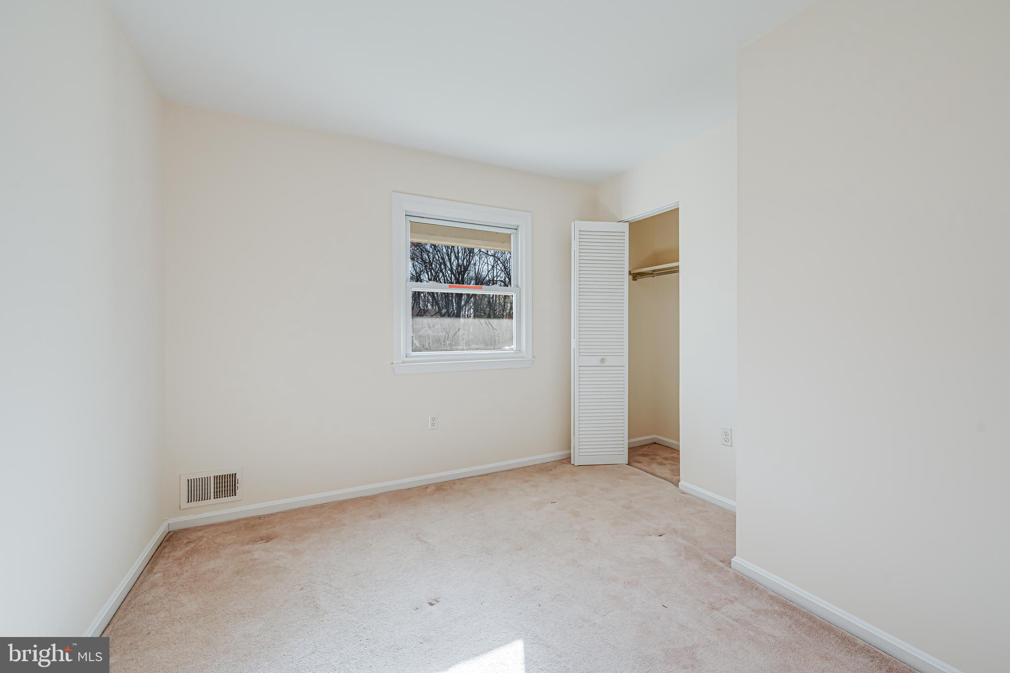 POINT OF WOODS - Residential