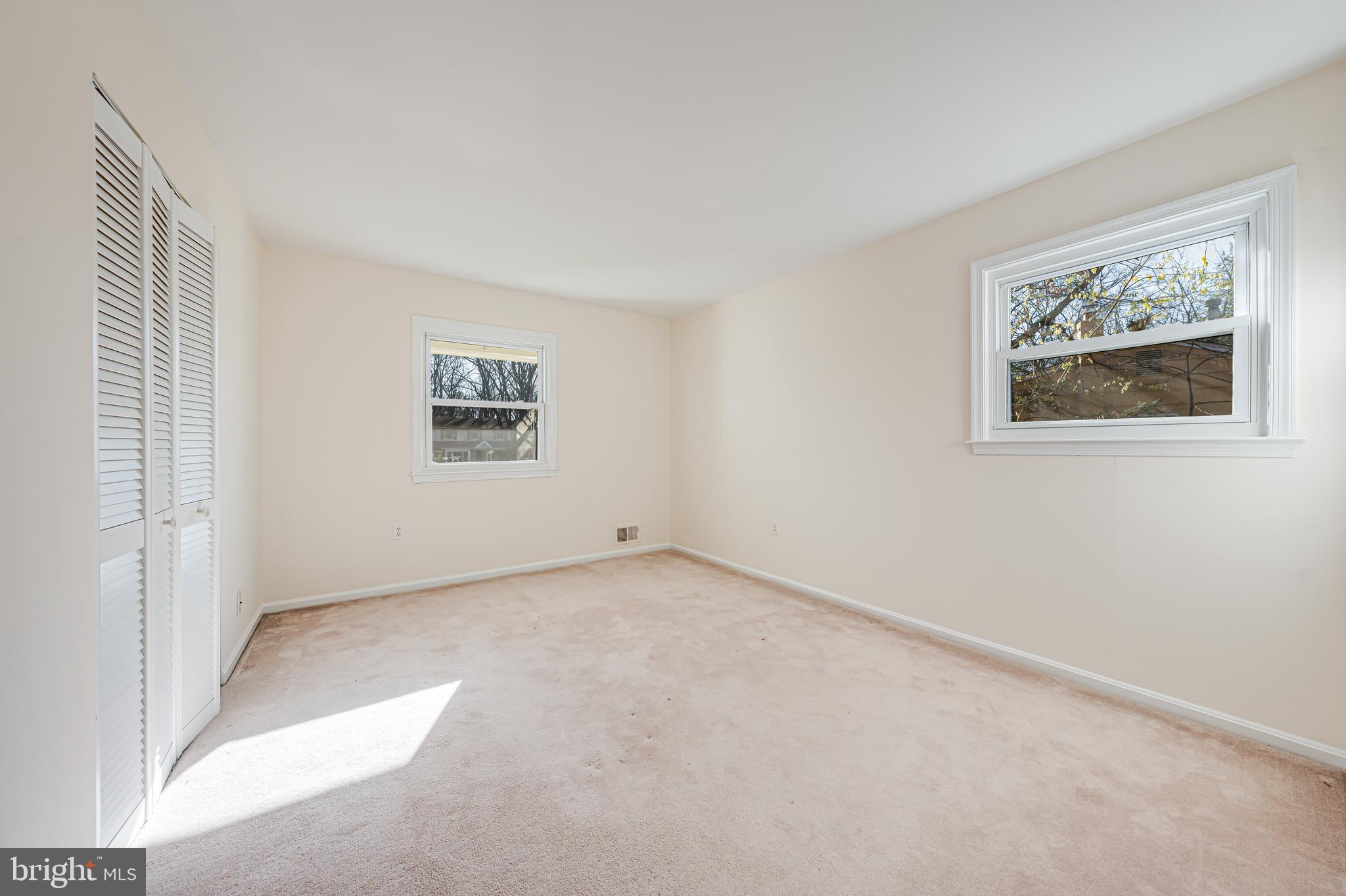 POINT OF WOODS - Residential