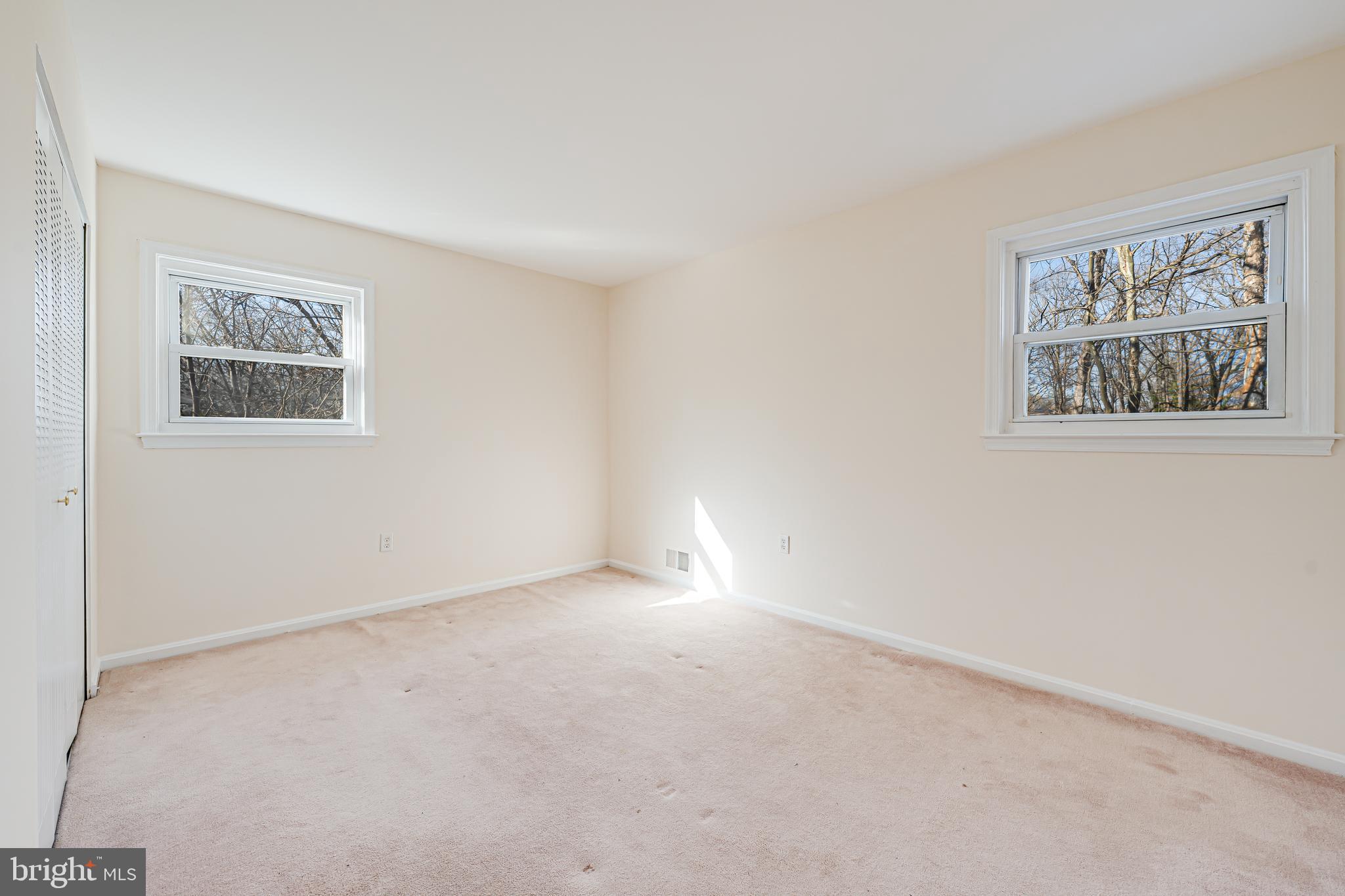 POINT OF WOODS - Residential