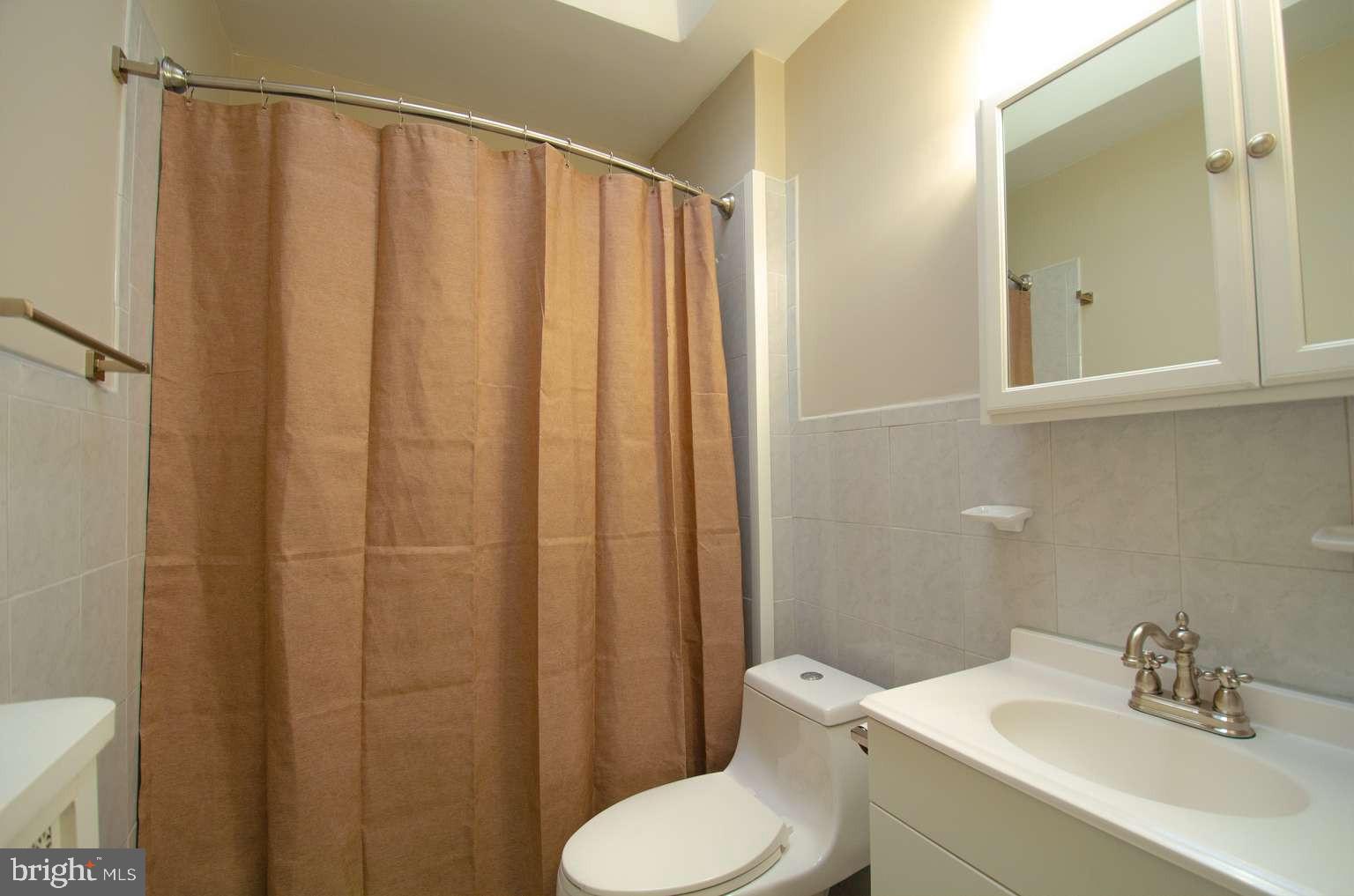 NORTHWOOD - Residential