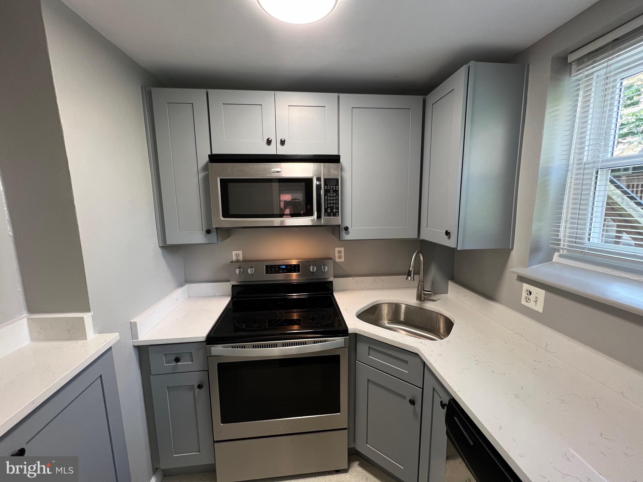 1501 KEY BOULEVARD 3