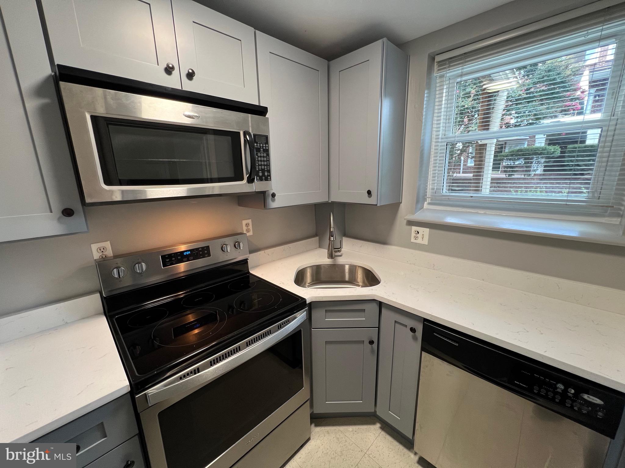 1501 KEY BOULEVARD 3