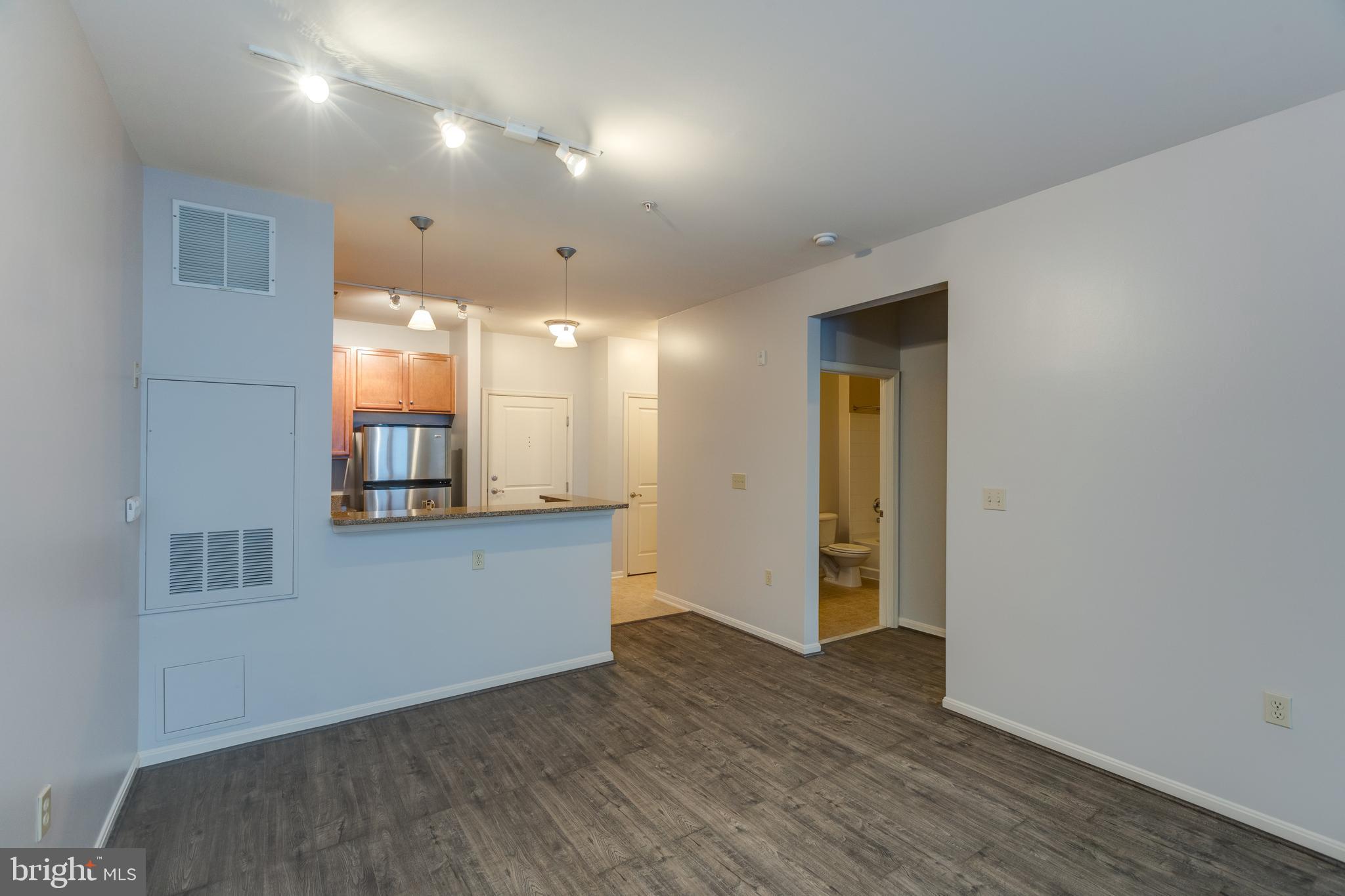 HALSTEAD AT THE METRO - Residential