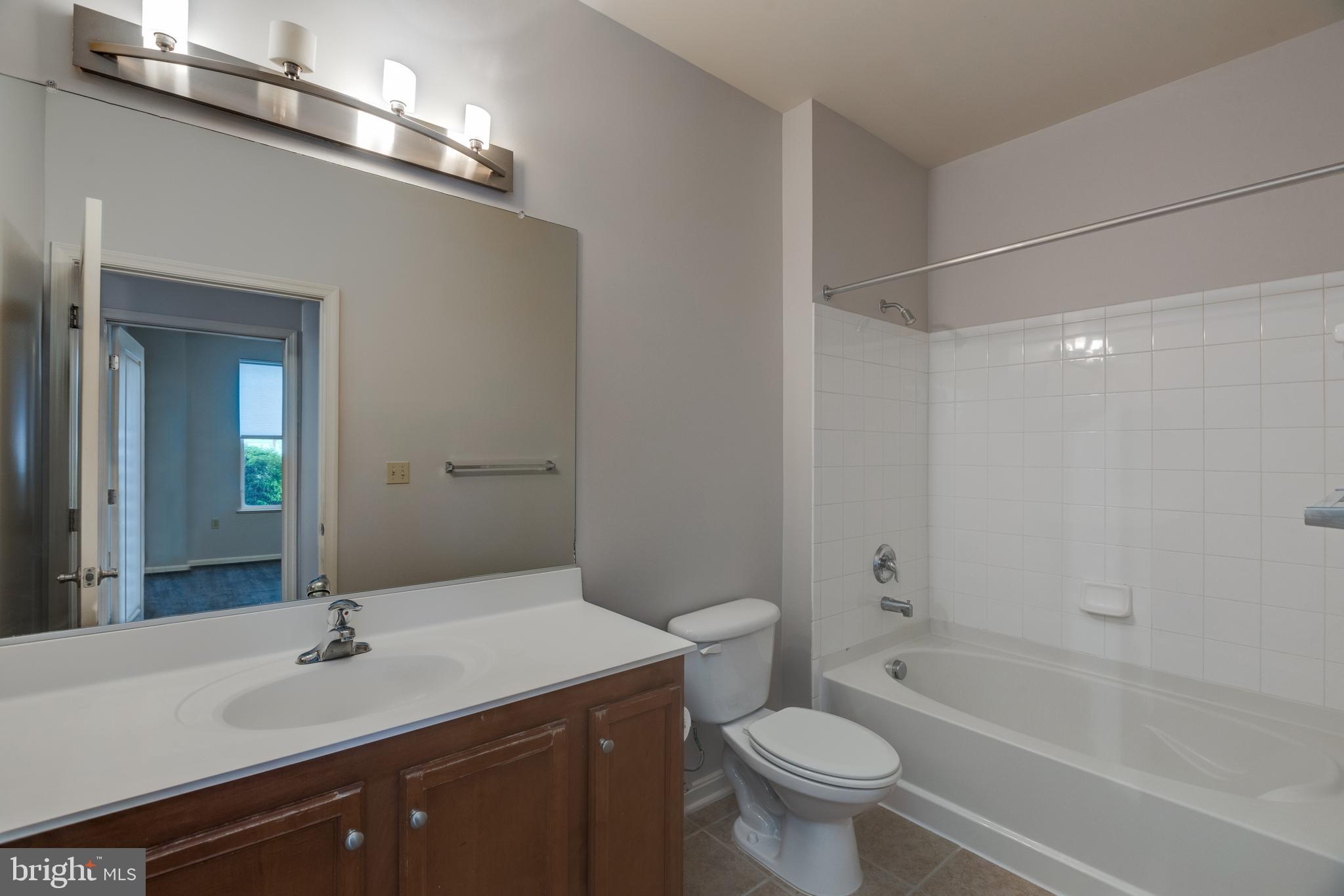 HALSTEAD AT THE METRO - Residential