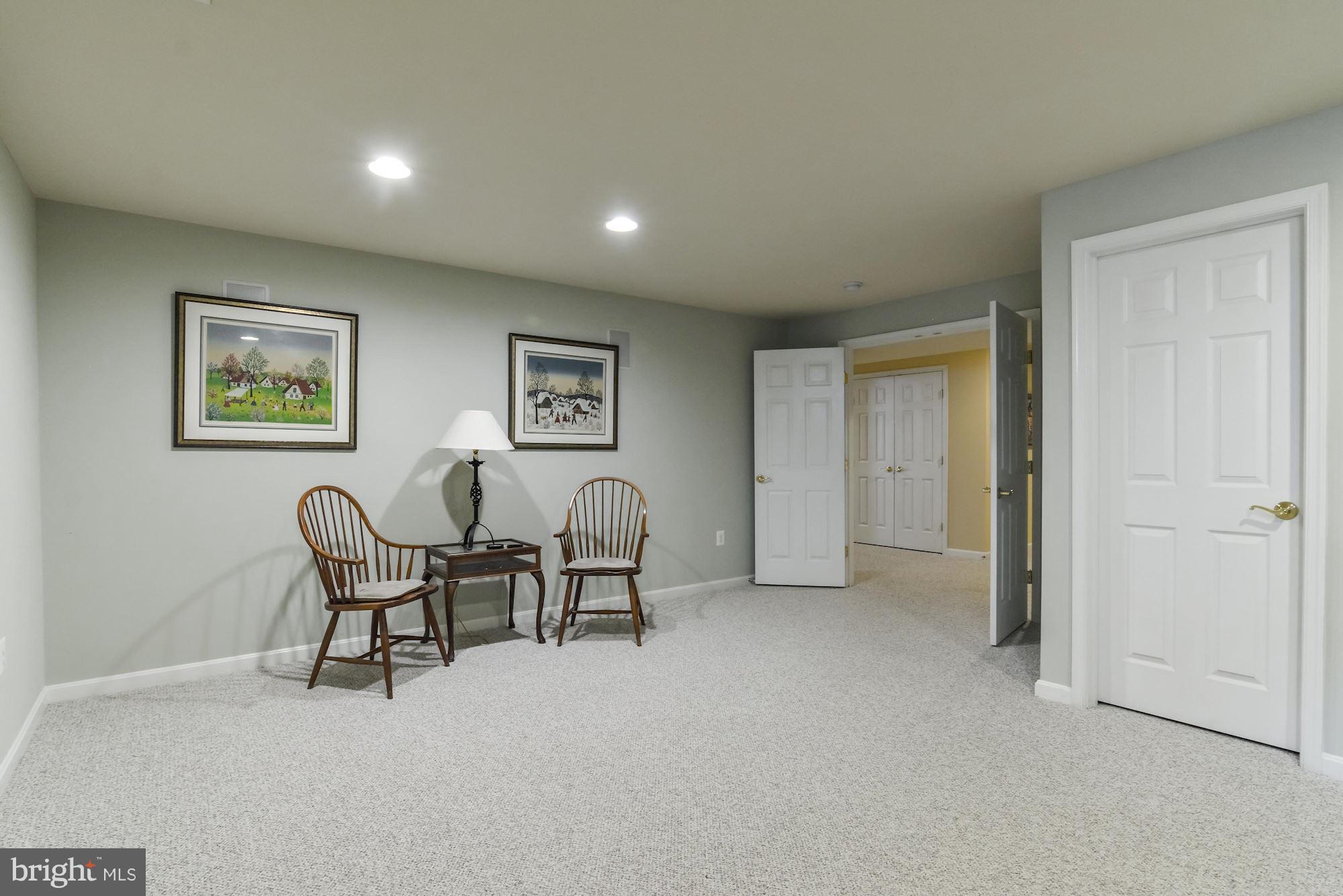 DUNBARTON - Residential