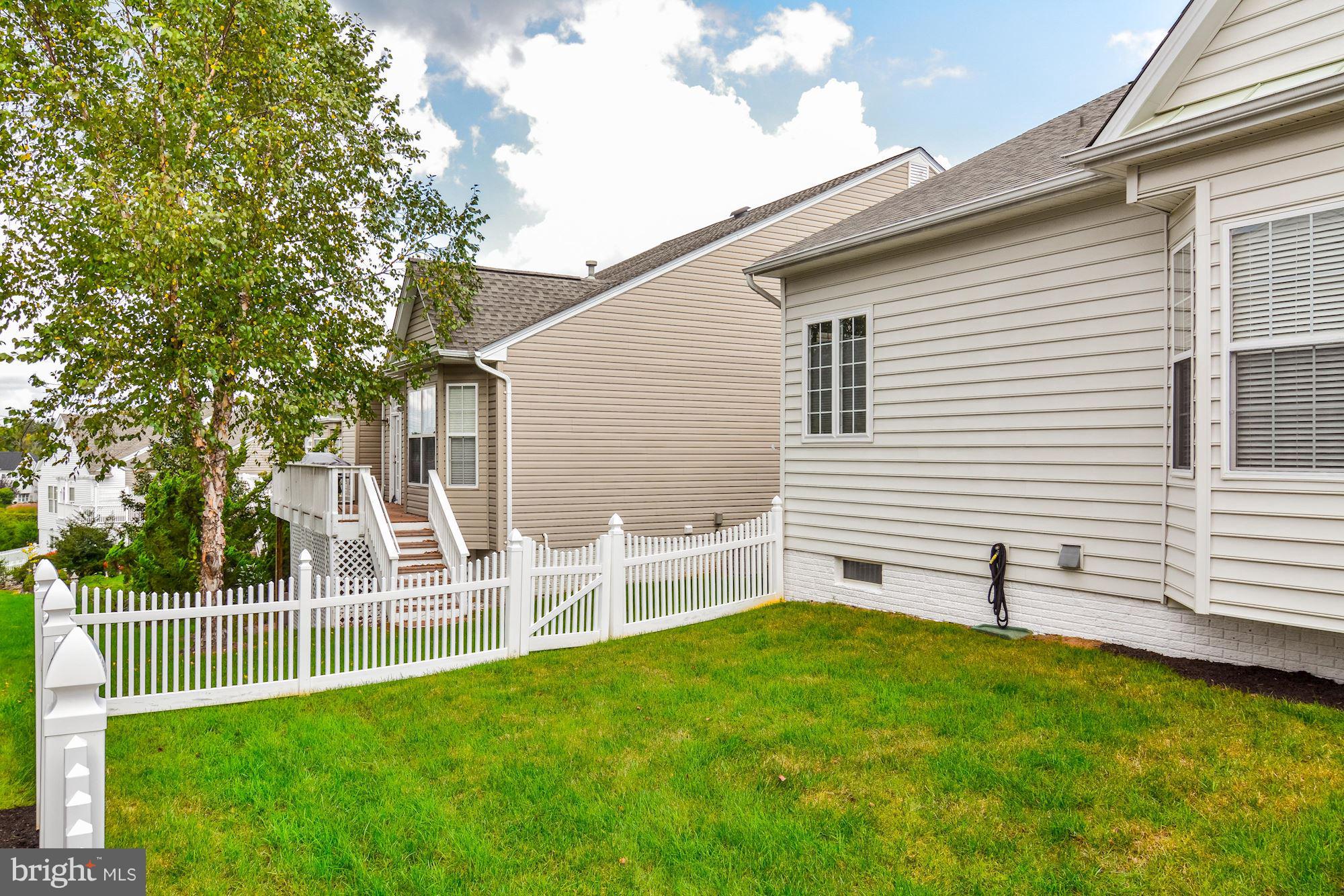 DUNBARTON - Residential