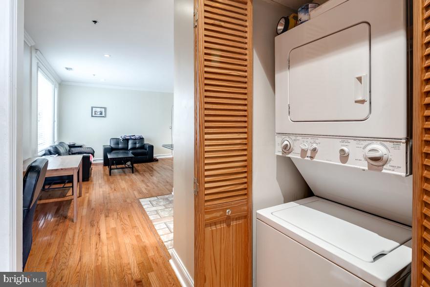 FAIRMOUNT - Residential