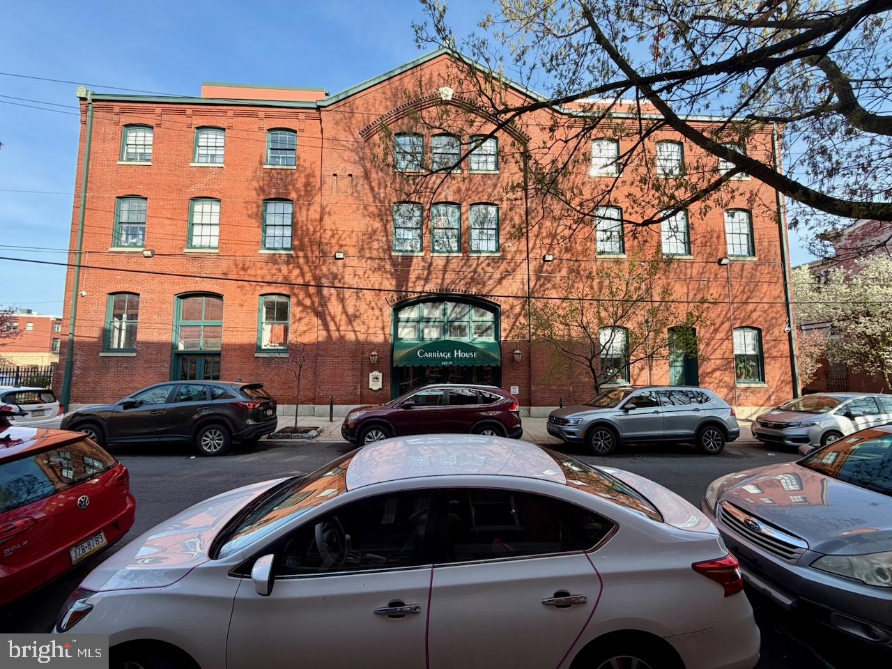 FAIRMOUNT - Residential