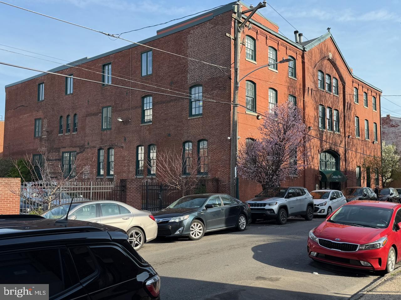 FAIRMOUNT - Residential