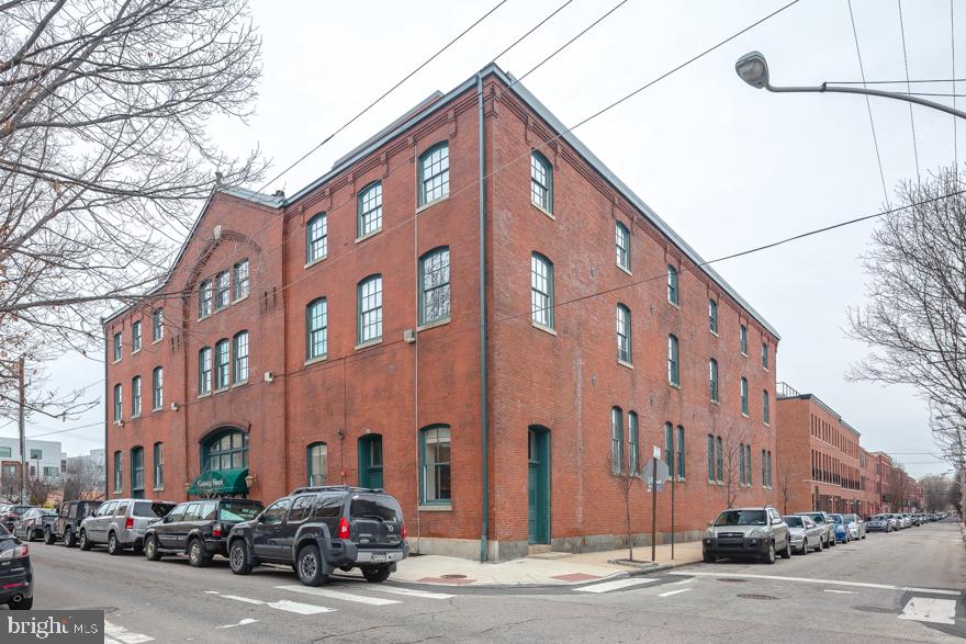 FAIRMOUNT - Residential