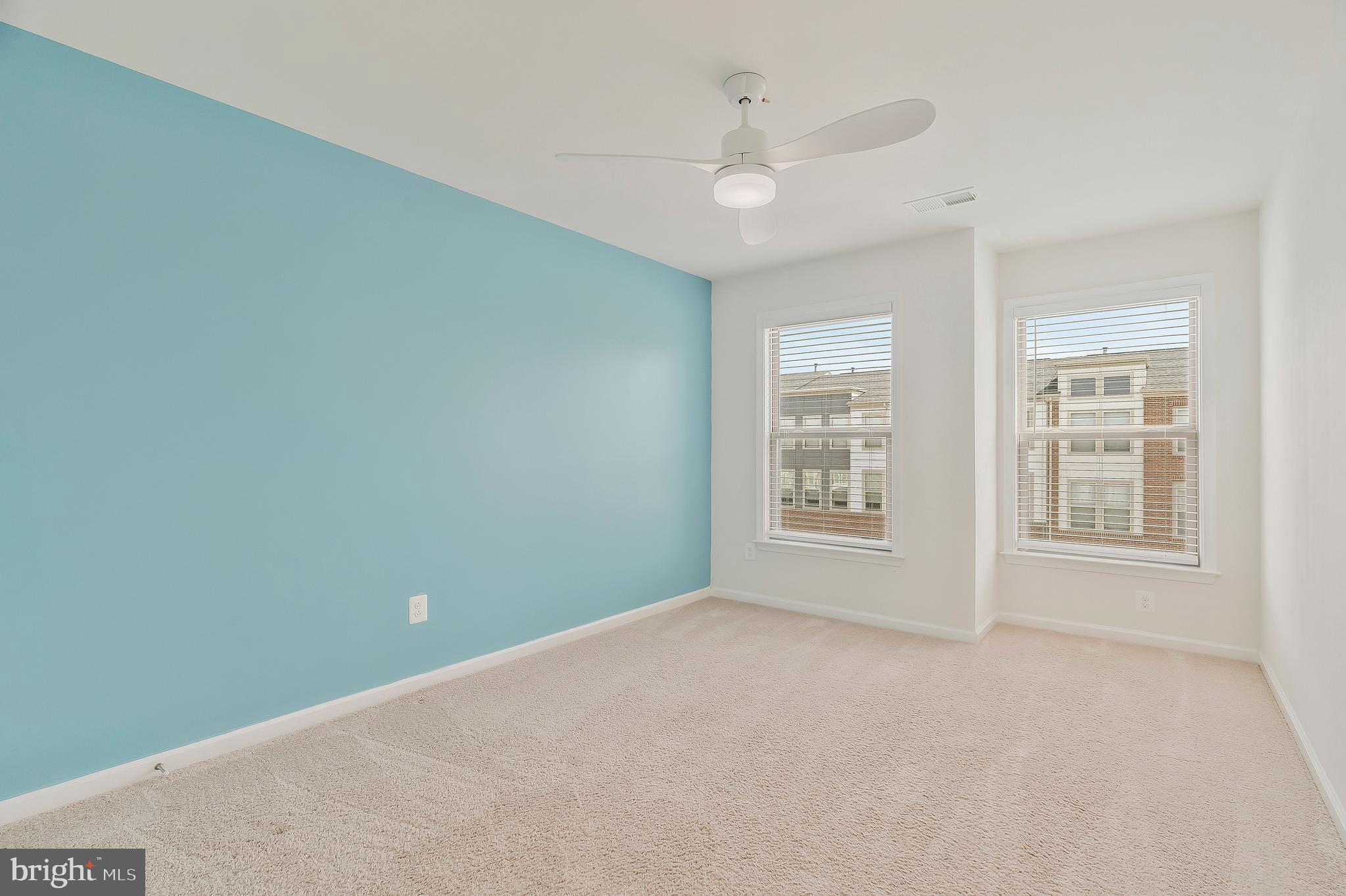 GLASCOCK FIELD AT STONE RIDGE - Residential Lease