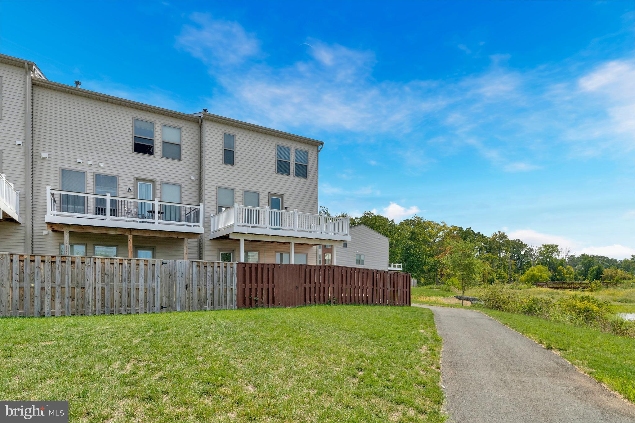 GLASCOCK FIELD AT STONE RIDGE - Residential Lease