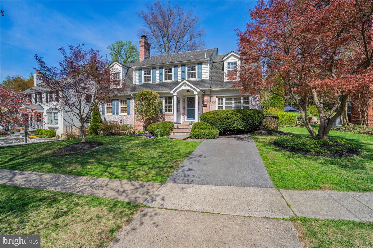 WOODACRES - Residential