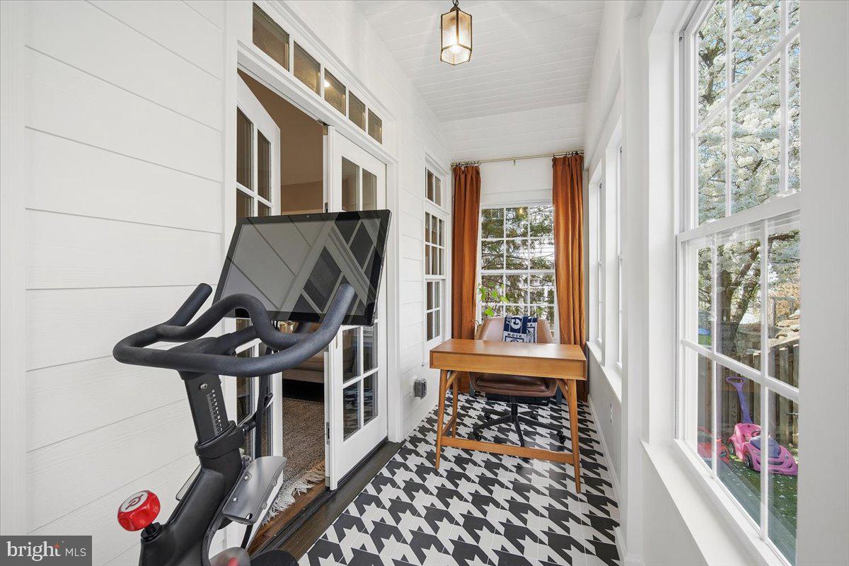 WOODACRES - Residential