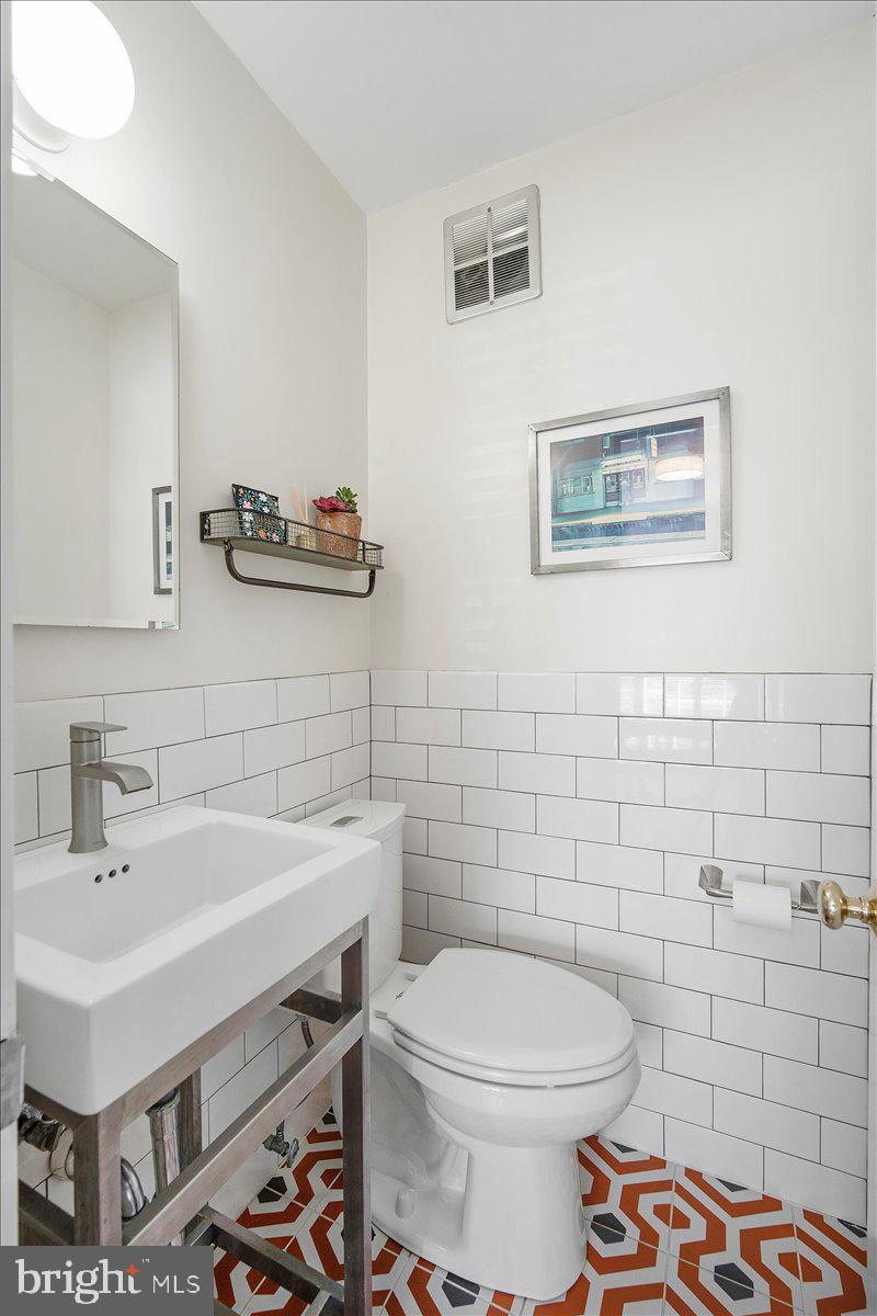 WOODACRES - Residential