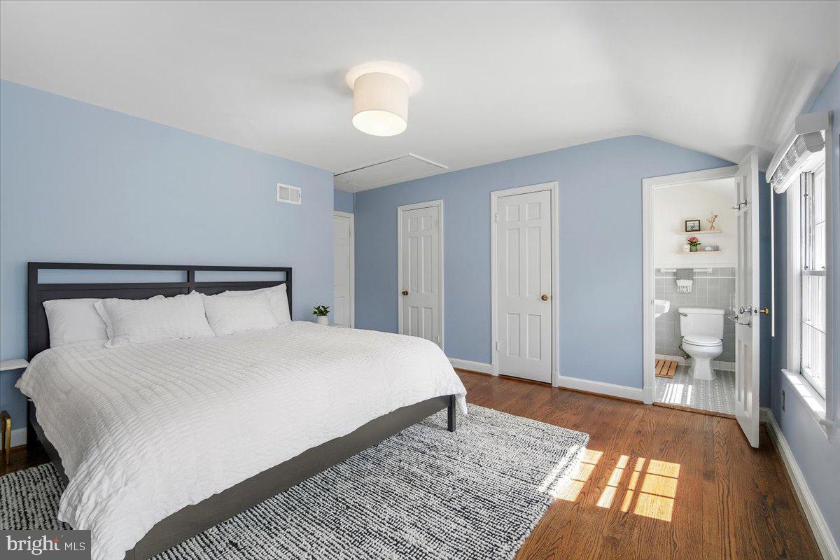 WOODACRES - Residential