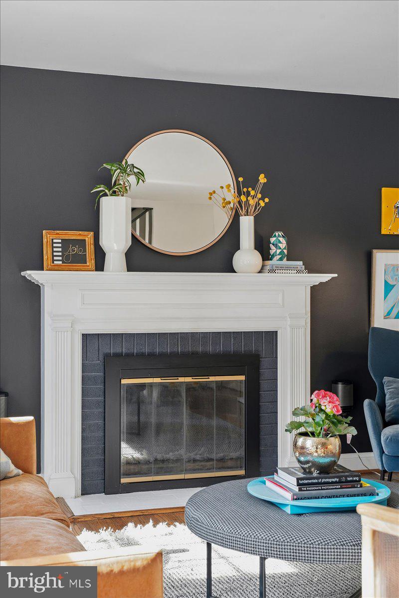 WOODACRES - Residential