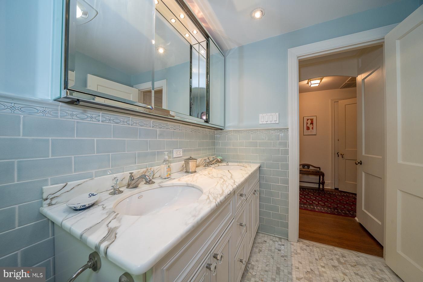 GREENLEAF - Residential