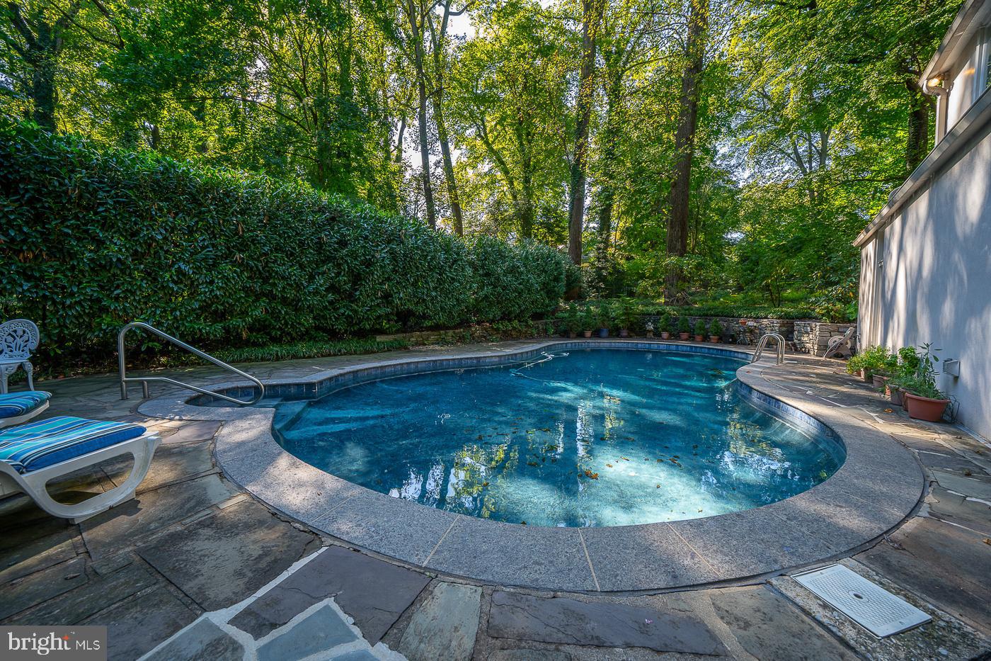 GREENLEAF - Residential