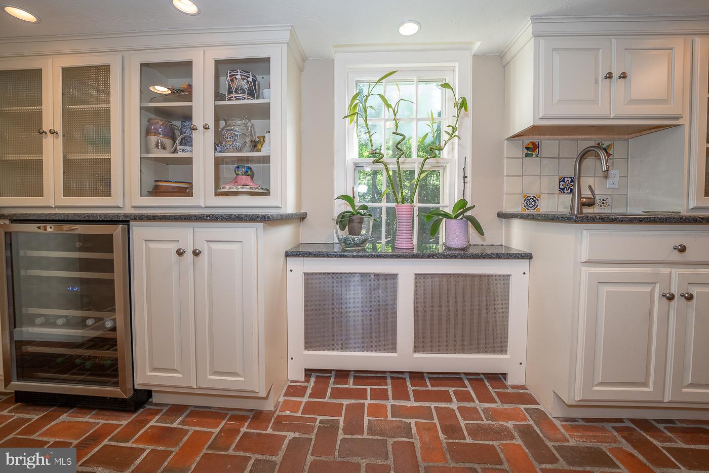 GREENLEAF - Residential