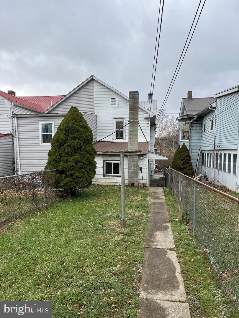 13 S FRONT STREET