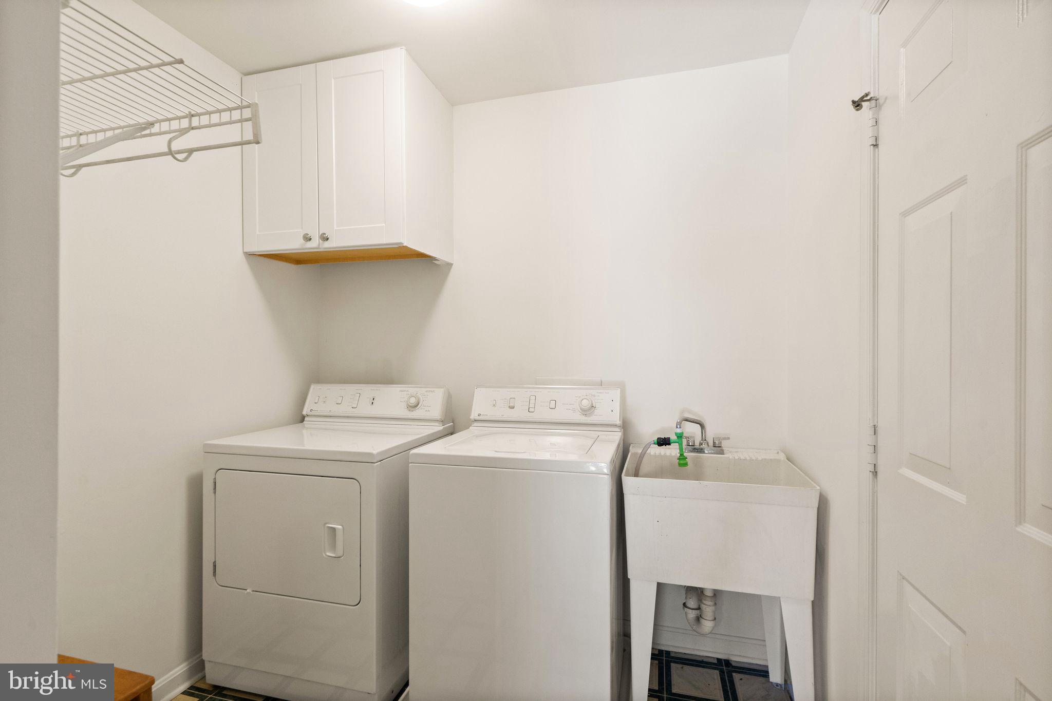 VALLEY VUE - Residential