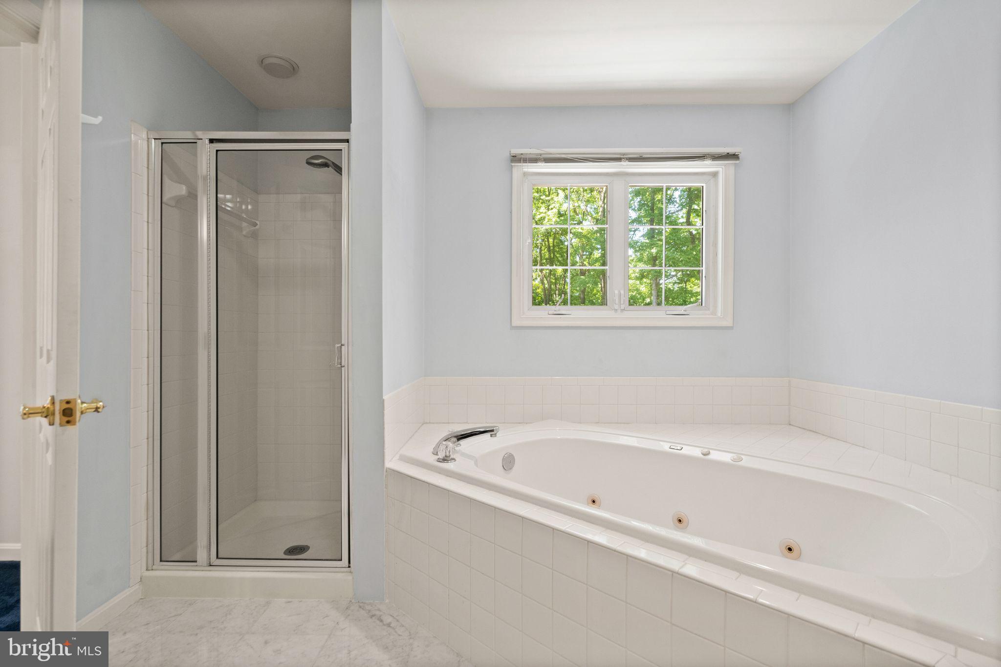 VALLEY VUE - Residential