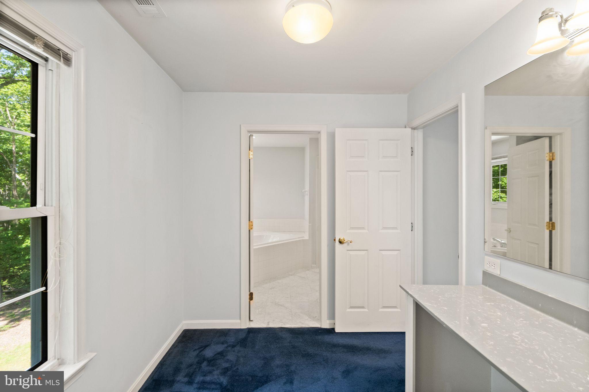 VALLEY VUE - Residential