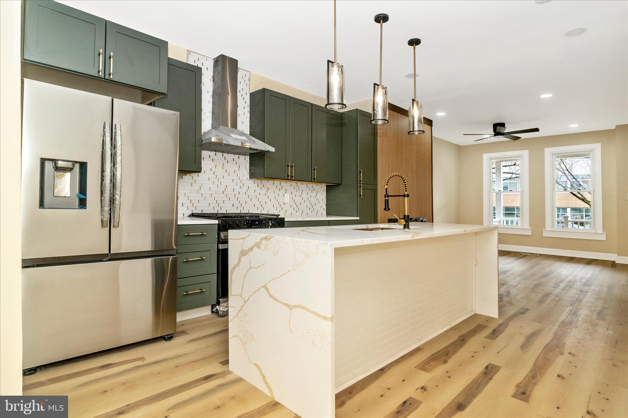 WAVERLY - Residential