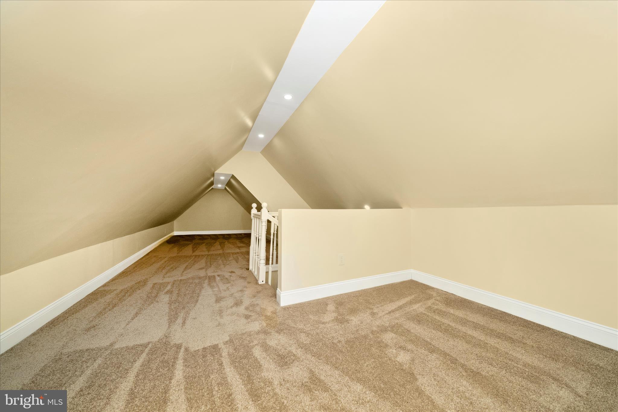 WAVERLY - Residential