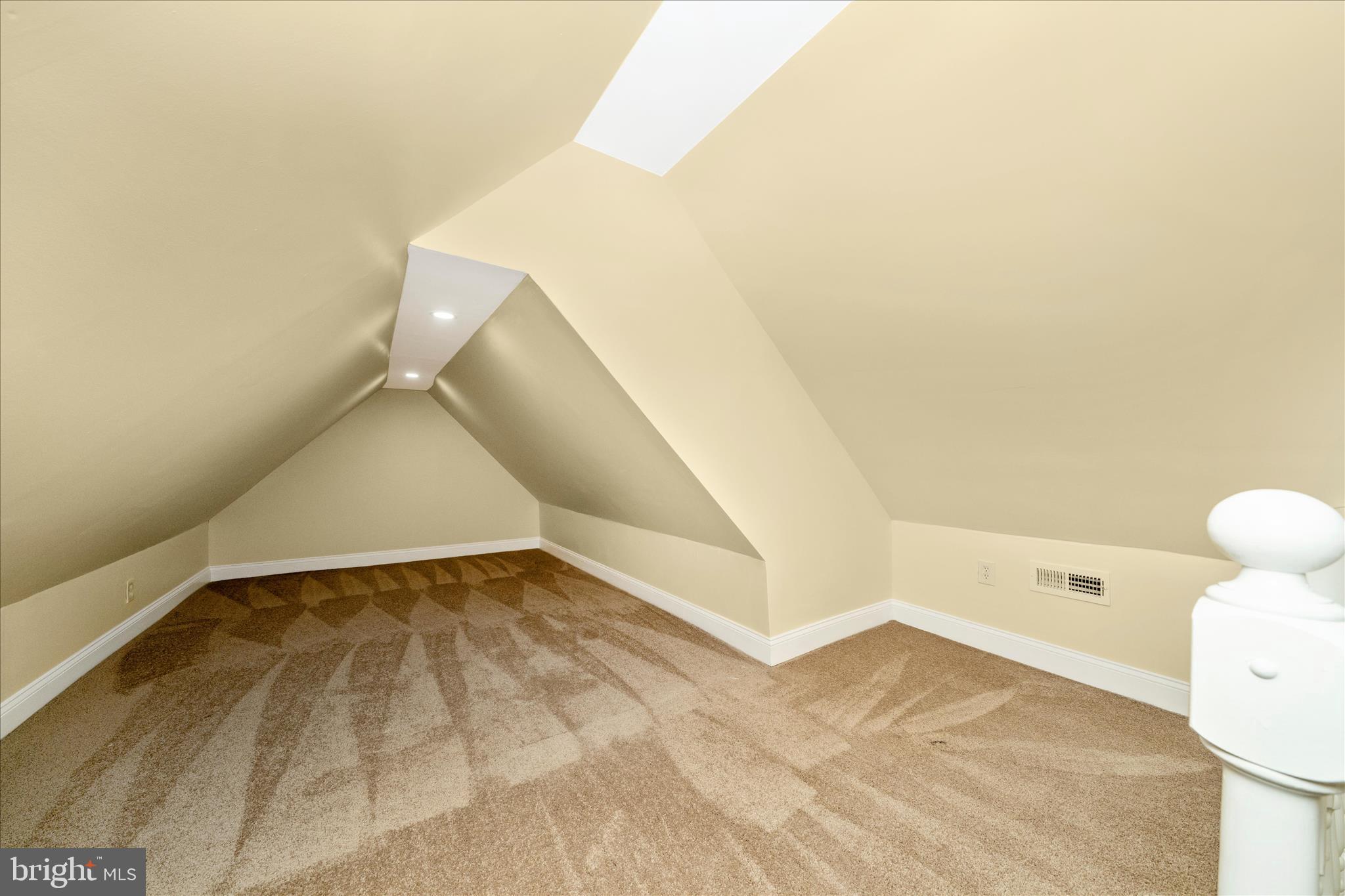 WAVERLY - Residential