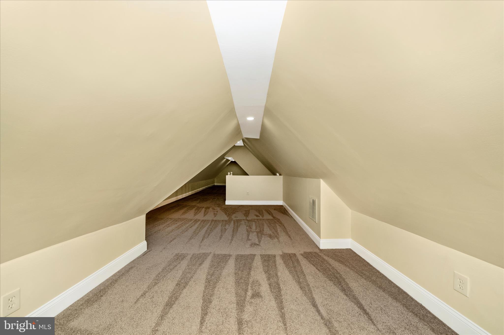 WAVERLY - Residential